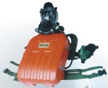正压氧气呼吸器