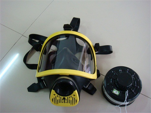 <b>防毒面具</b>